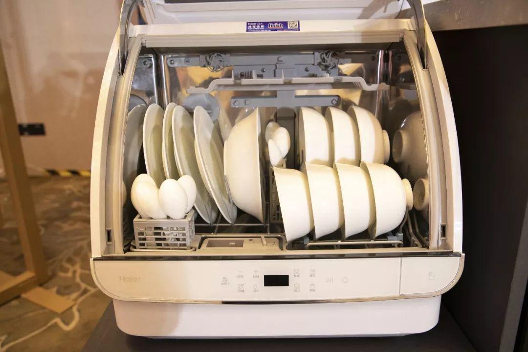 品牌跨界该怎么玩-传播蛙