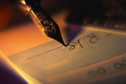 文案写作变收益的方式-传播蛙