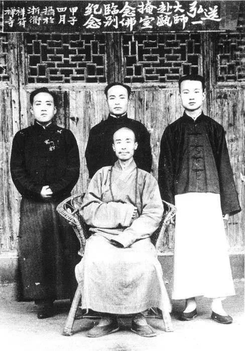 一个策略人的思考法则-传播蛙