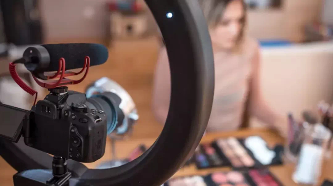 服装行业的关系式营销助力品牌实现“品效销一体”-传播蛙