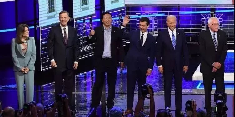 一个完整的门头要包含这 6 个要素-传播蛙