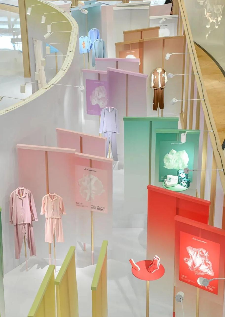 全棉时代开展“你好 棉花色”主题展览与时尚秀刷屏营销-传播蛙