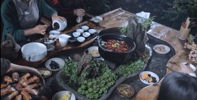 李子柒回归爆屏全网-传播蛙