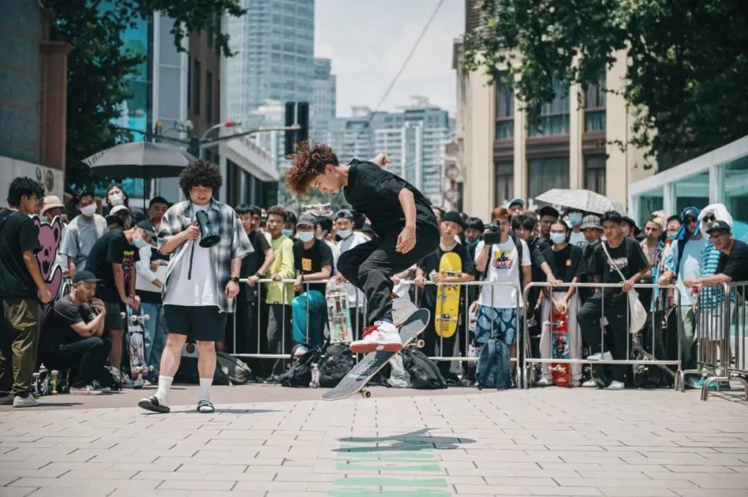 策展型零售吸引新一代年轻人的营销秘密-传播蛙