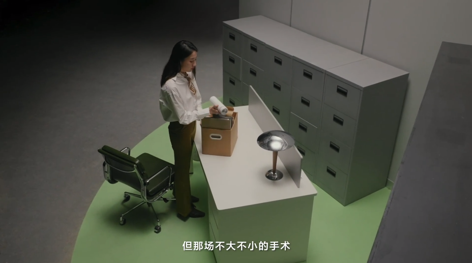 知乎求职季品牌创意宣传片《一个工位的演讲》-传播蛙