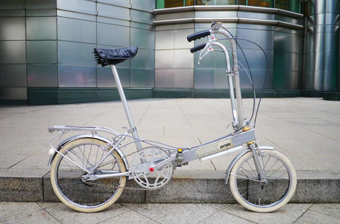 Brompton卖得越贵销量越高的背后逻辑-传播蛙