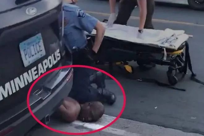 农夫山泉的进攻战思考-传播蛙