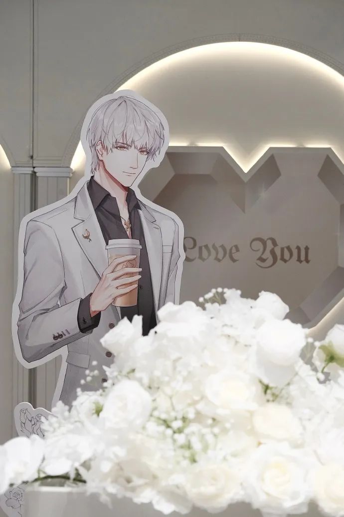 喜茶联名《光与夜之恋》营销案例分析-传播蛙