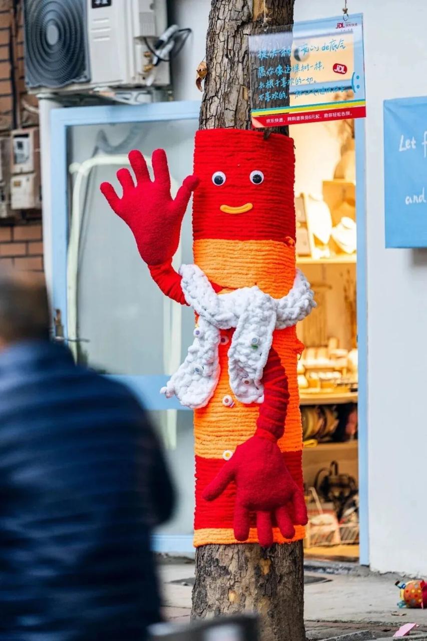 京东快递的户外场景广告创意-传播蛙