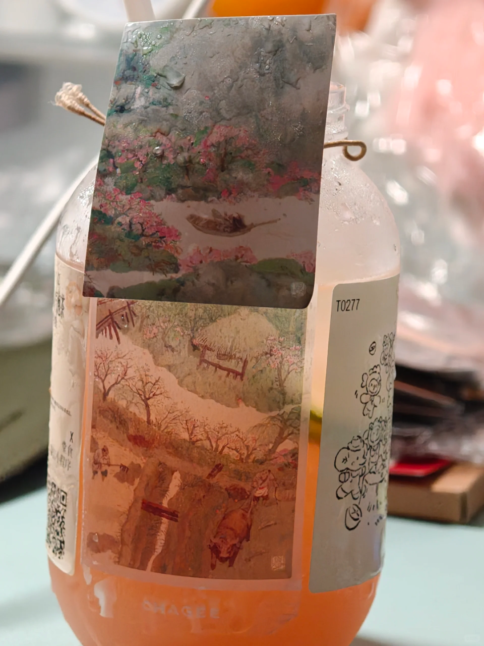 霸王茶姬的包装袋创意设计美学-传播蛙