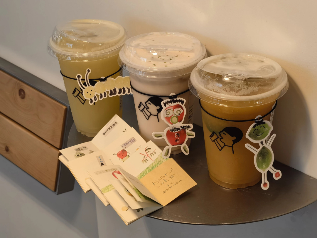 喜茶以孩童灵感点亮品牌美学-传播蛙