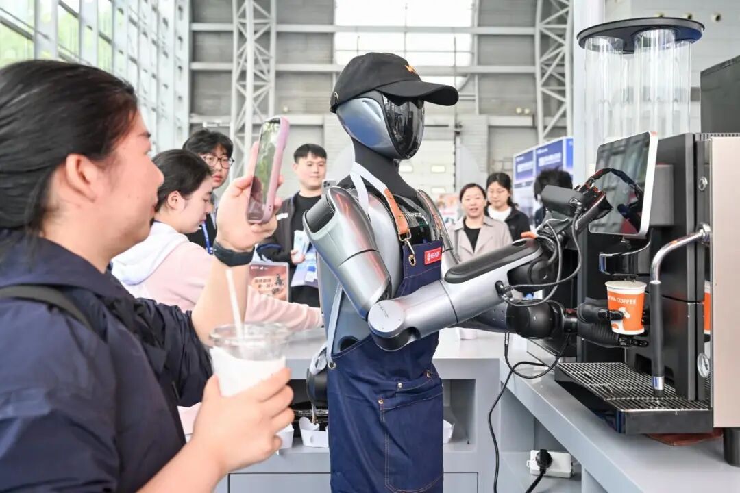 具身机器人的12个营销场景案例-传播蛙