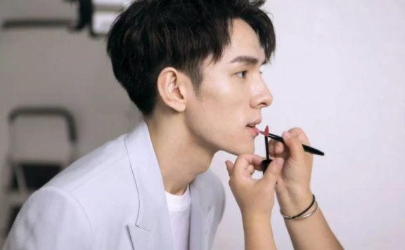 直播电商巨大威力背后的思考