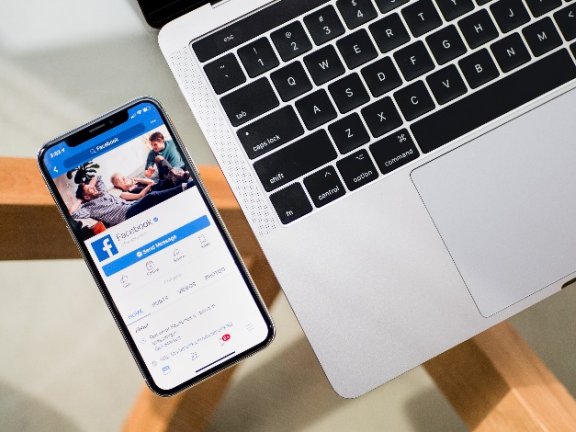 Netflix奈飞文化手册中对“成年人”的定义