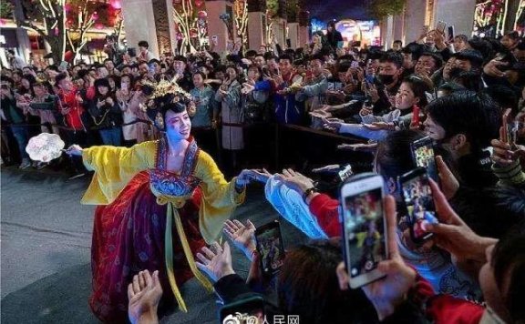 抖音短视频打造爆款内容的4种方法