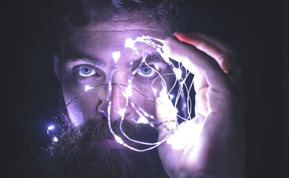 甲方还要做品牌吗？