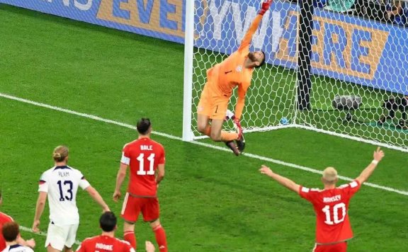 卡塔尔世界杯赞助商们广告创意的思考