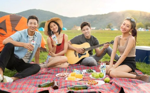 光明大白兔跨界营销案例分析