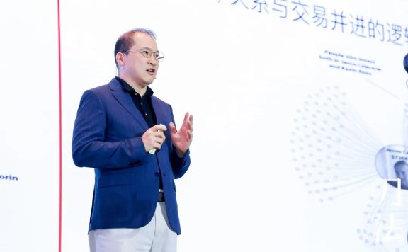 周宏骐教授:3大底层逻辑+1套方法论重新理解“品效协同”