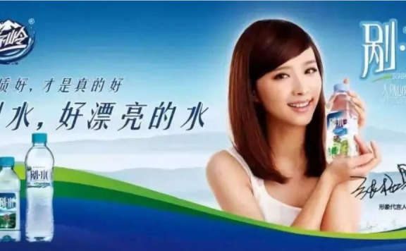 品牌也该脱下「孔乙己的长衫」