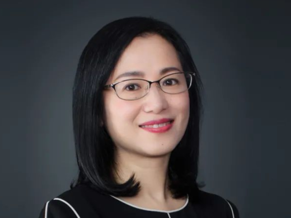 周颖:从东方甄选,看透直播的底层逻辑