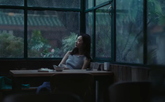 慕思品牌创意广告案例《雨眠》