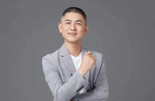 邓朝军：零售永远有机会，新品牌靠什么进击线下？