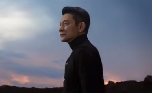 华为秋季新品携手刘德华的广告案例《非凡大师》