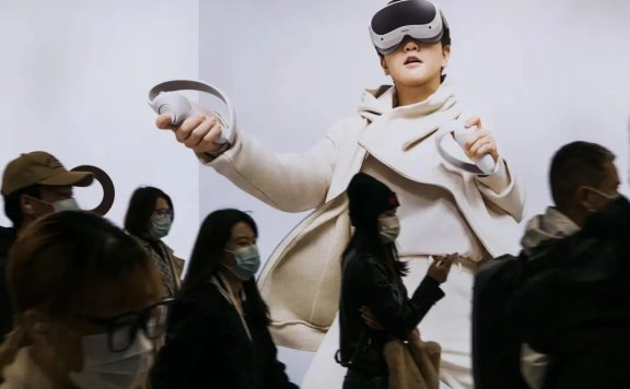 字节困在抖音里