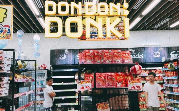 折扣店，百元店，SPA 业态看典型商业模式