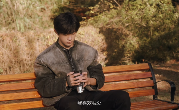 特仑苏携手易烊千玺的品牌创意短片《期待我们的2024》