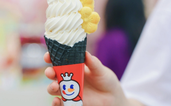 蜜雪冰城为什么能成为超级品牌?