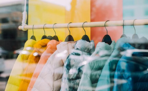 与顾客建立长期价值关系是营销的持续基础