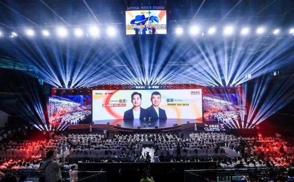 量贩零食的低毛利+高周转的商业模式