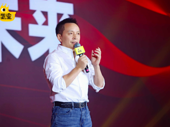 盐津铺子张学武：新中式零食是未来