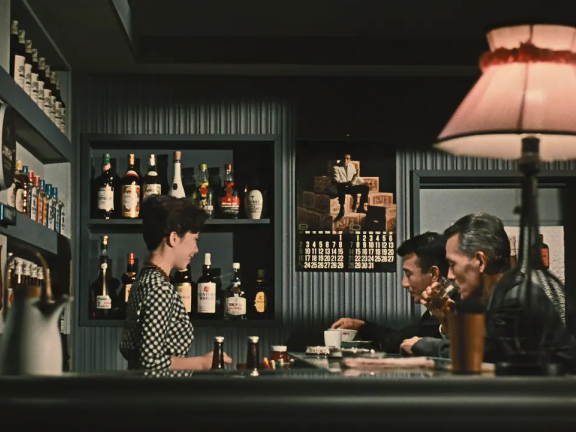 李诞直播的松弛感卖货方式