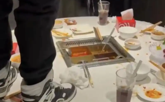 海底捞客户往火锅里撒尿引发的危机公关案例