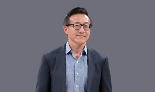 蔡崇信:阿里巴巴的转型与AI战略核心