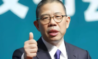 钟睒睒：线上平台与线下实体的冲突